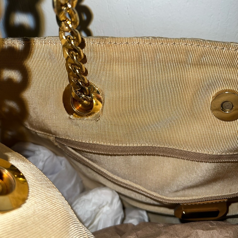Vintage Gucci Tote - Picture 9 of 14